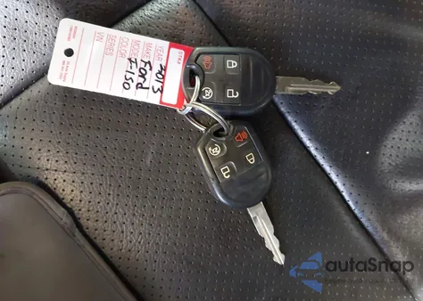 2013 Ford F-150 Lariat из США, поврежденный, VIN 1FTFW1ET3DKE82670